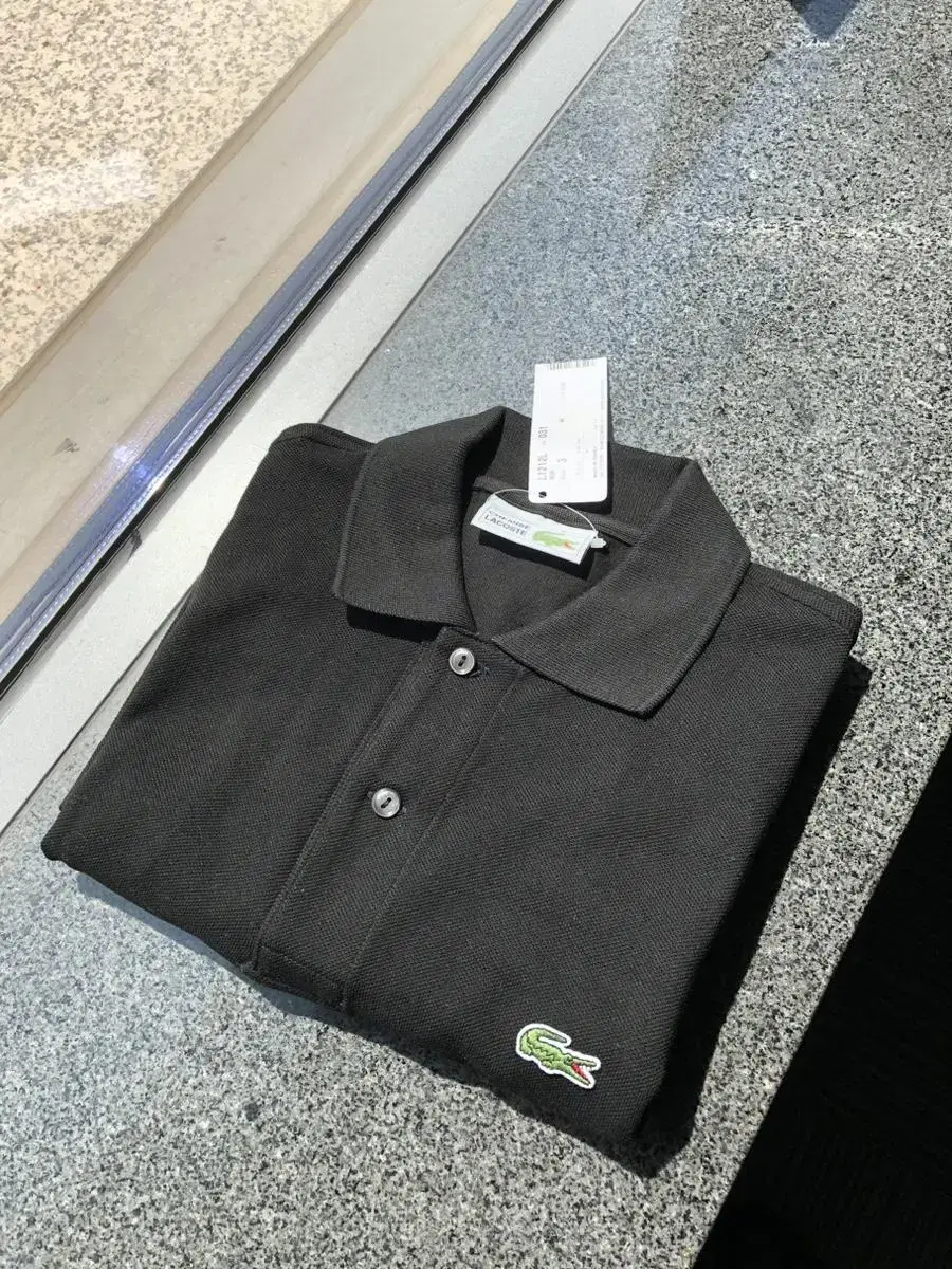 [Rare] Lacoste Piqué Shirt (made in France), Size 3