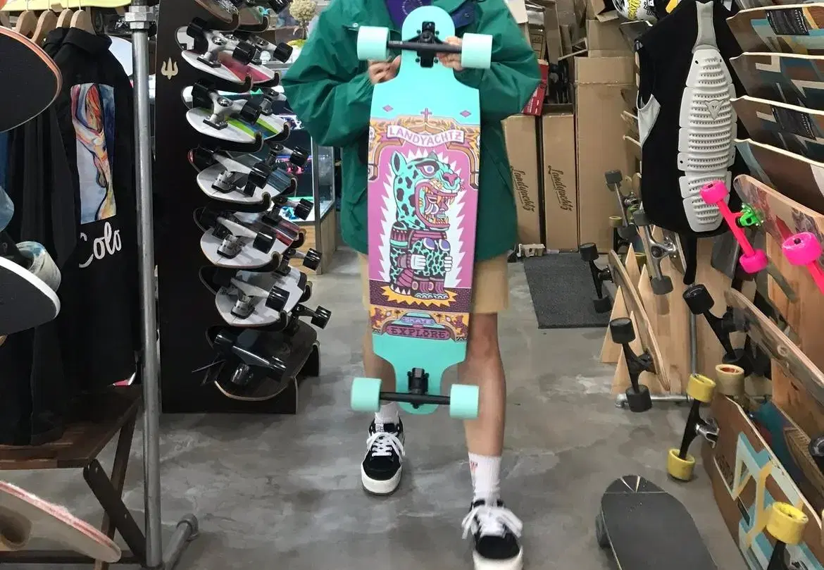 정품 랜디야츠 롱 스케이트보드+고급 헬멧 Landyachtz Drop C