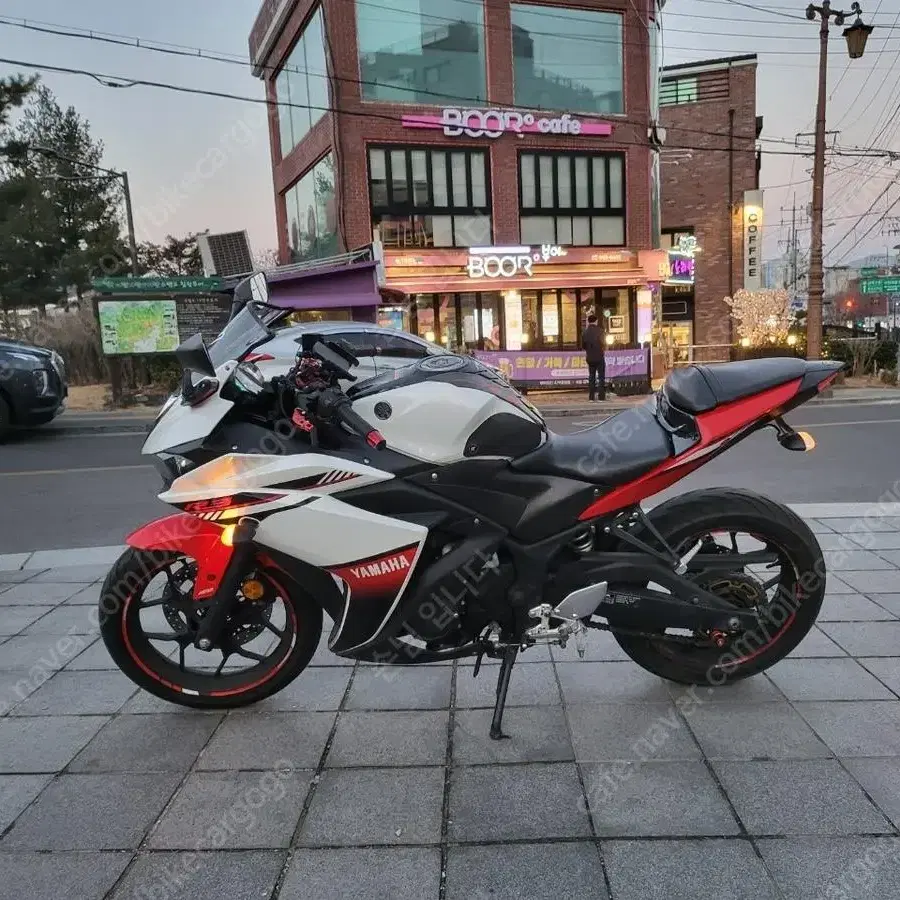 야마하 YZF- R3 ( 상세설명)