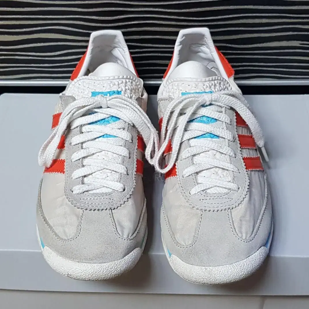 adidas 아디다스 SL72 흰주