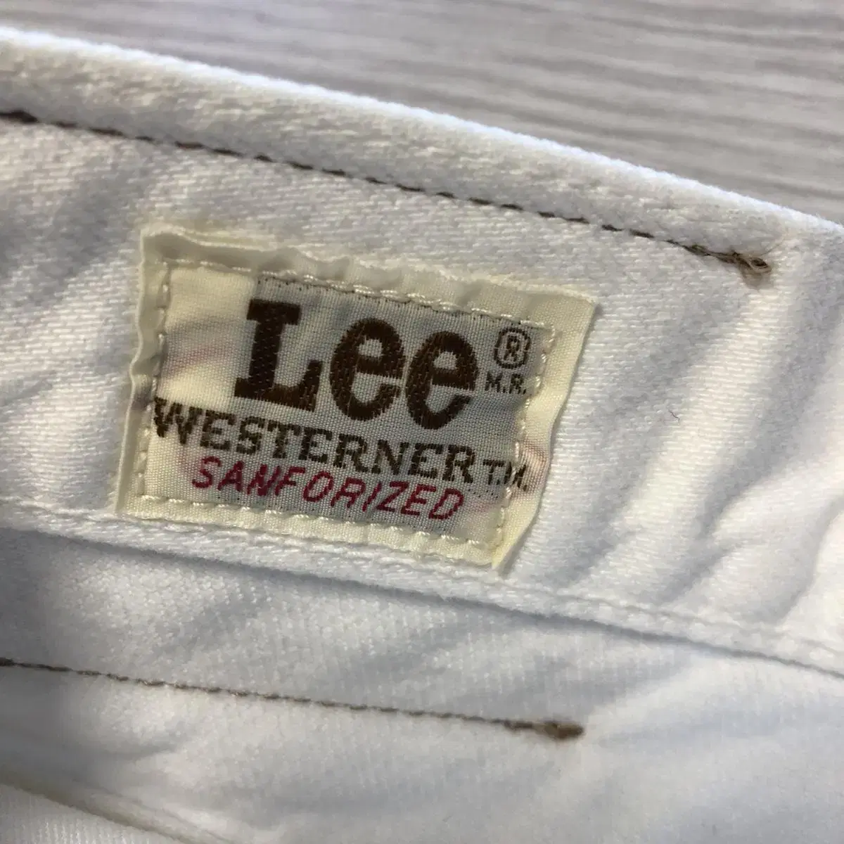 Lee white jean.