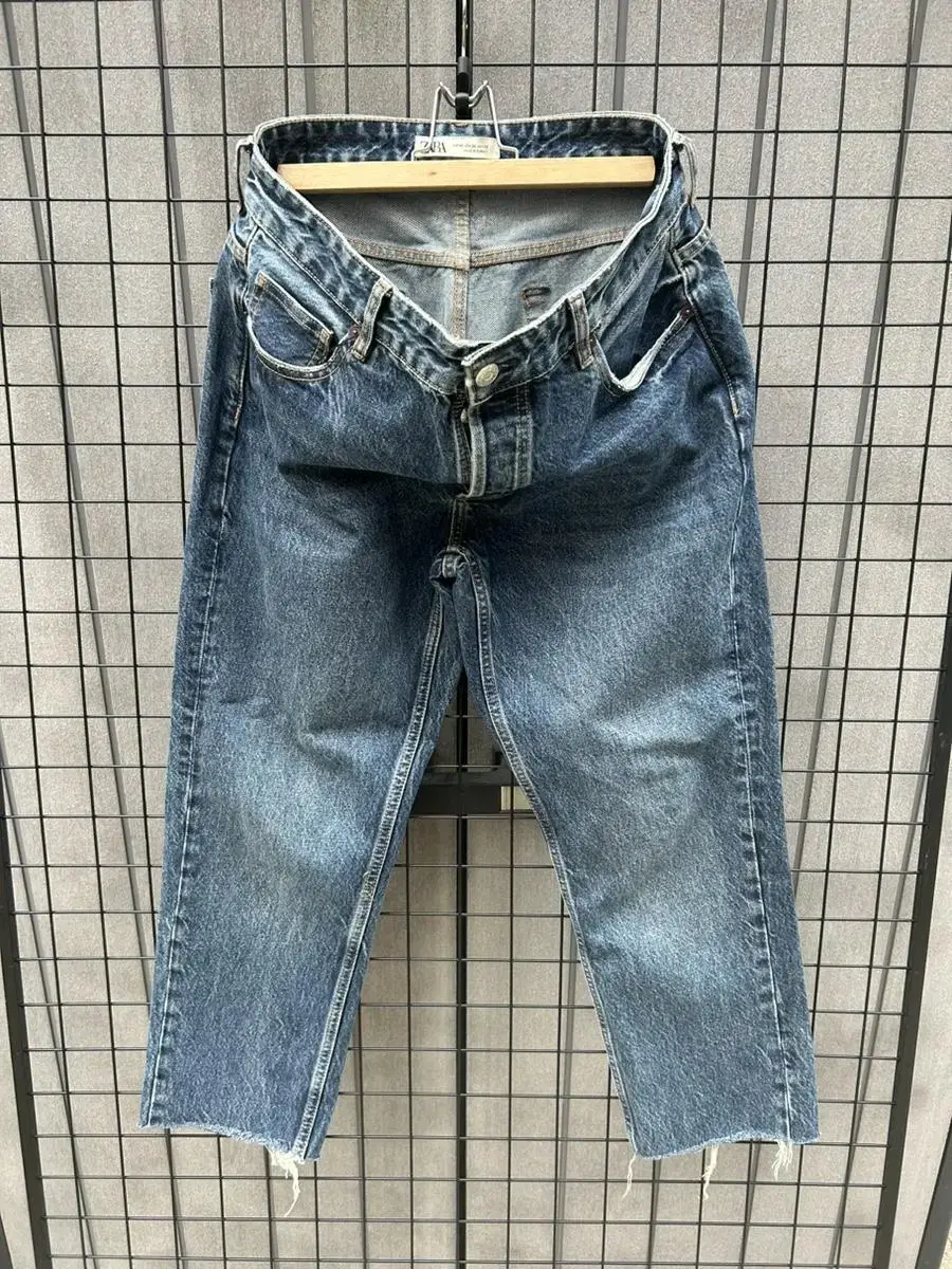 ZARA Zara Tapered Cut Denim 32