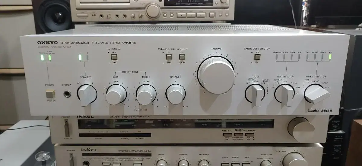 ONKYO 인티앰프 A-815D