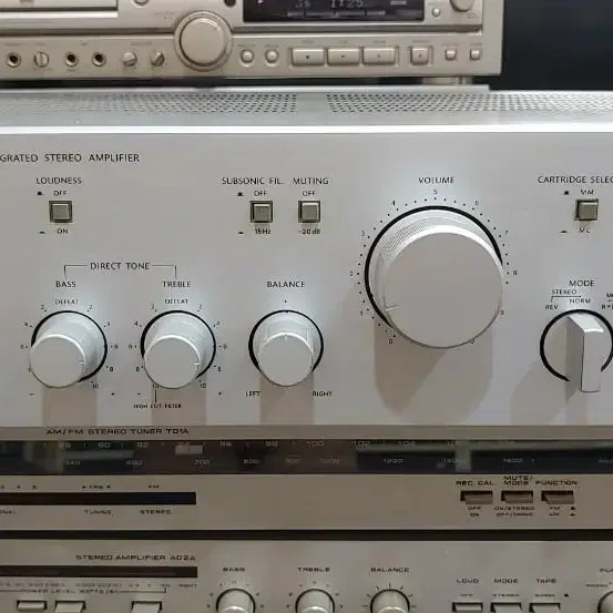 ONKYO 인티앰프 A-815D