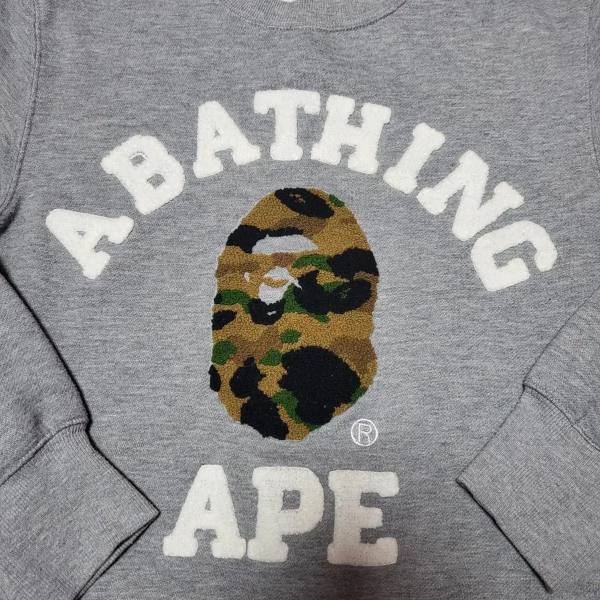 베이프맨투맨 베이프유인원 베이프샤크 베이프스웻셔츠 베이프자켓 bape