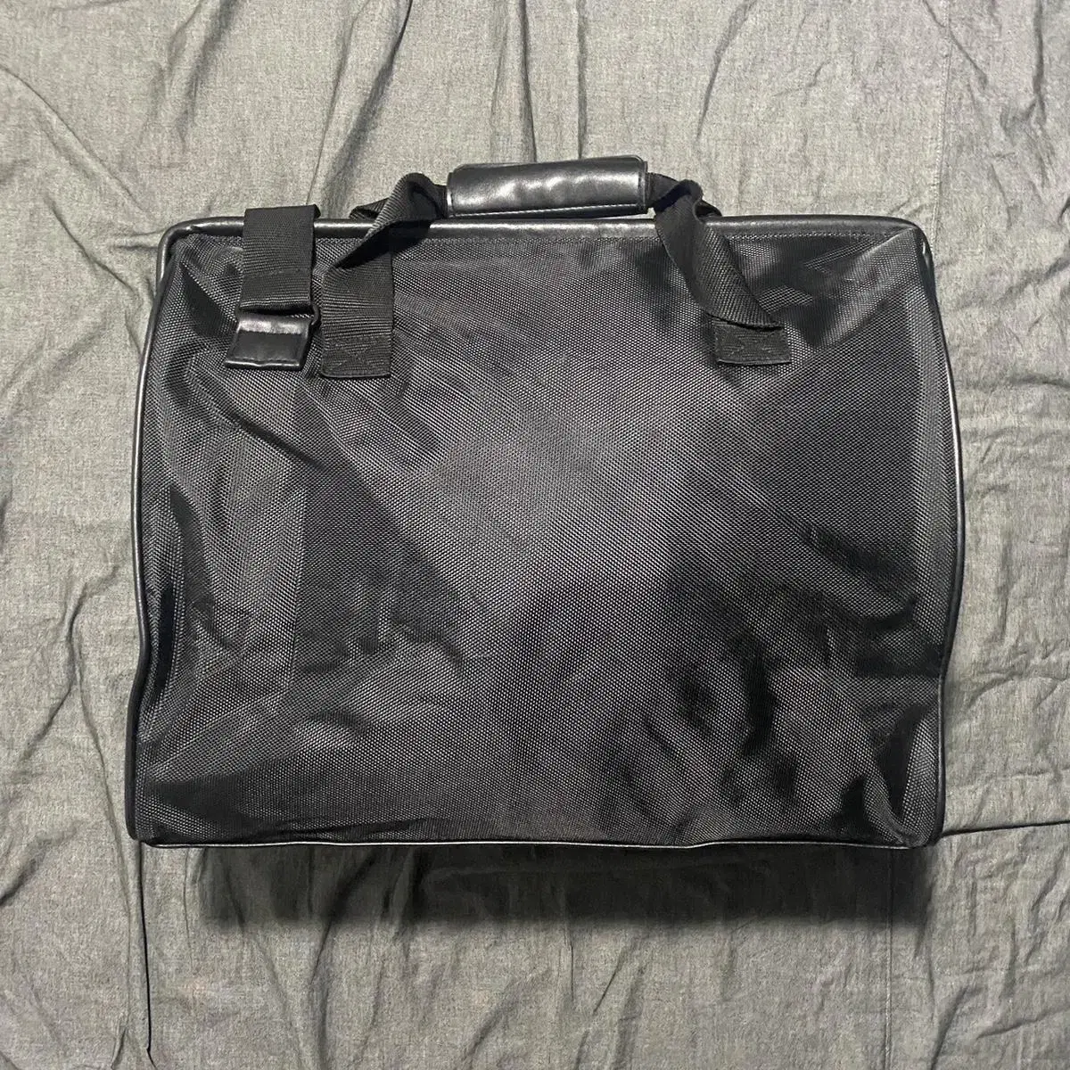 SEAN JOHN Duffle Bag Sz O/S