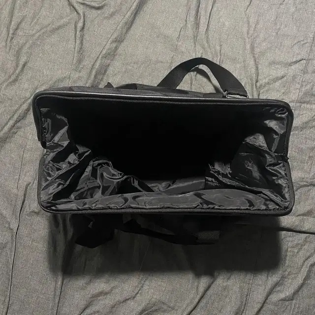 SEAN JOHN Duffle Bag Sz O/S