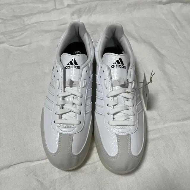 [새상품] 아디다스 ADIDAS 비건 벨로삼바 화이트 250