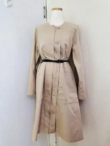 새상품) club monaco 클럽모나코 베이지 롱 트렌치