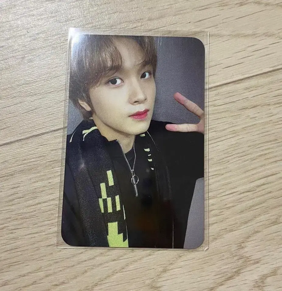 [wts] smcu nct127 badge haechan