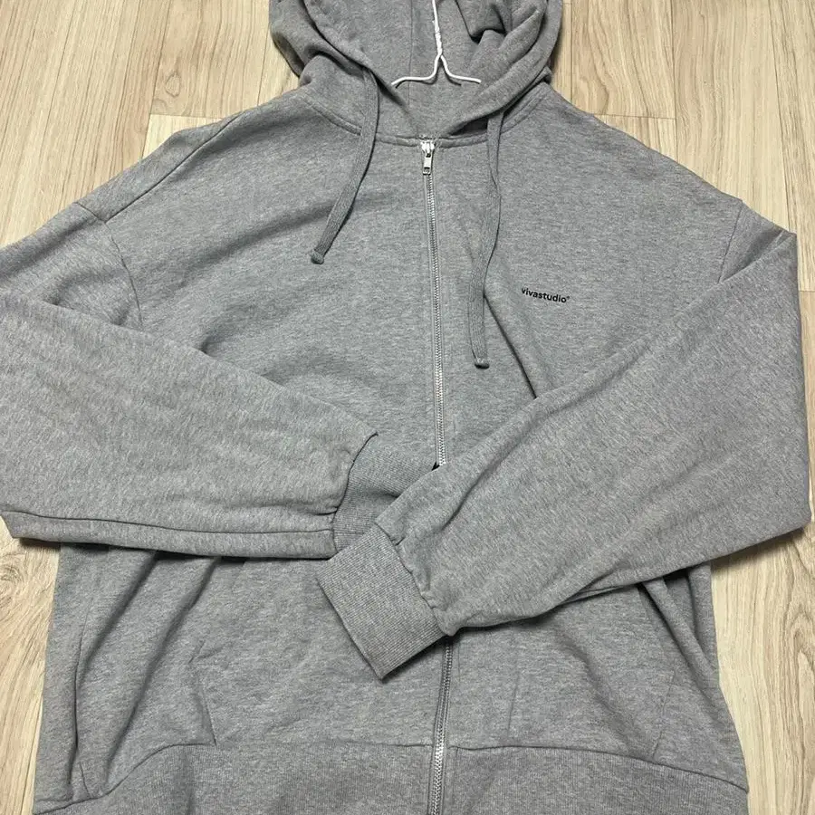 BASIC LOGO HOOD JIP UP KS [MELANGE GREY]