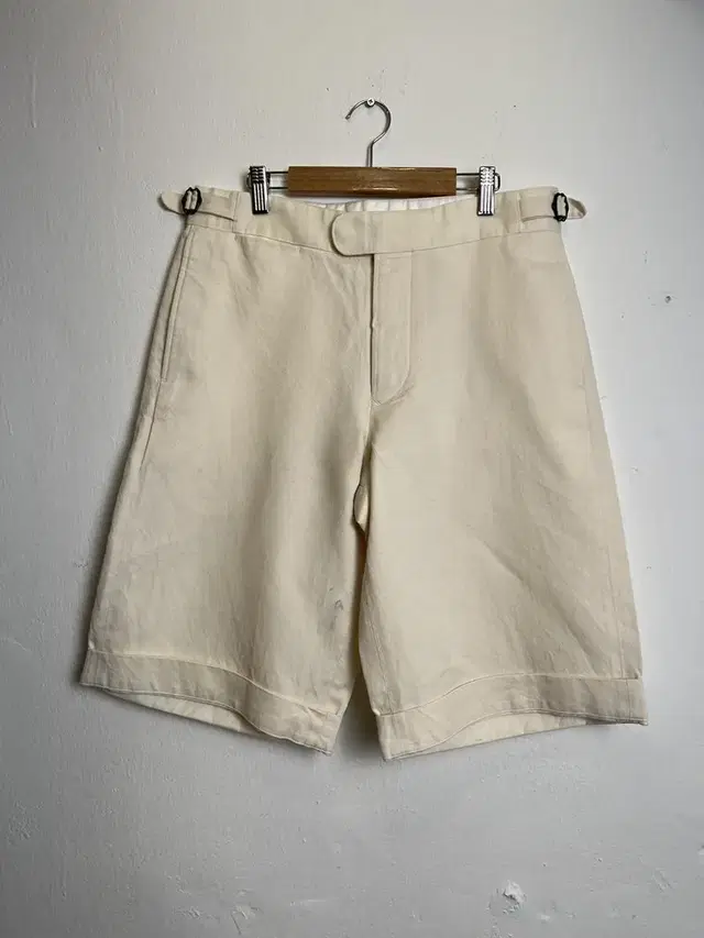 margaret howell adjust wide shorts