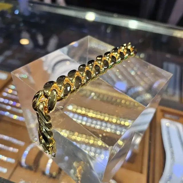 마이애미 쿠반 링크 체인 팔찌Miami Cuban Link Chain