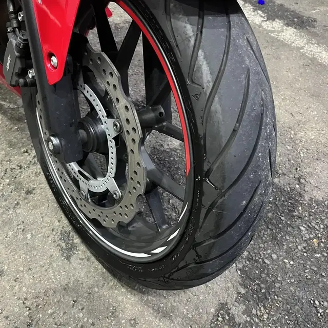 20연식 관리 잘 된 CBR 500R 레드 색상 판매 합니다 (개인거래)