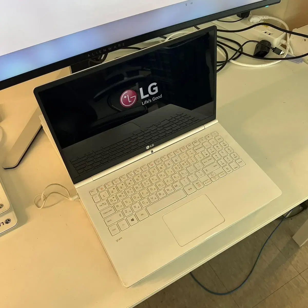 (A급) lg 엘지그램 15ZB970 i7 15인치 화이트 노트북