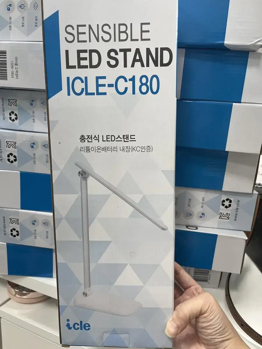 아이클 ICLE-C180 충전식 LED스탠드