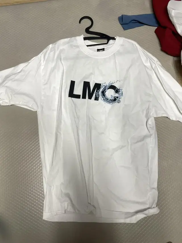 lmc 반팔 L