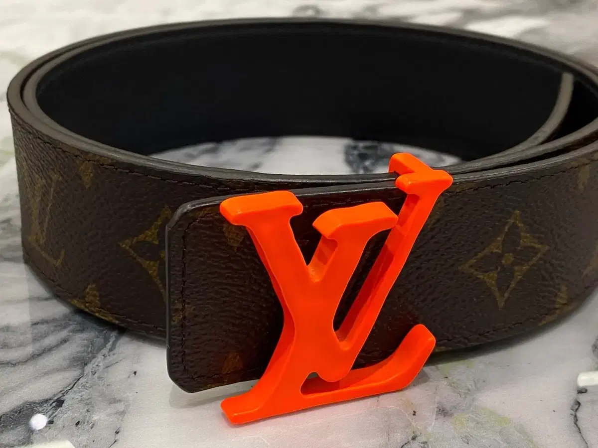 [40mm] Louis Vuitton Virgil Abloh LV Reversible Belt S+ Full Set