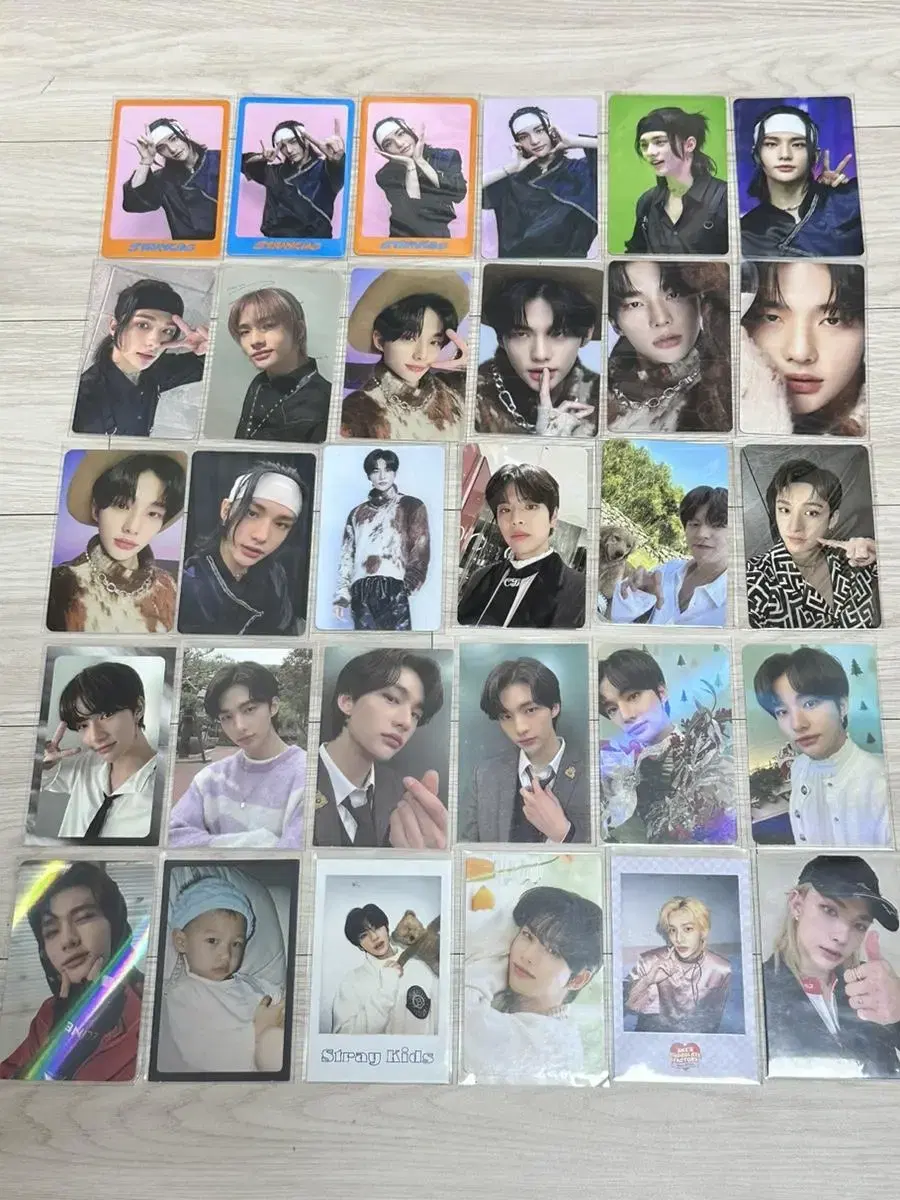 Straykids skz photocard wts hyunjin lee know felix seungmin han i.n Bang Chan