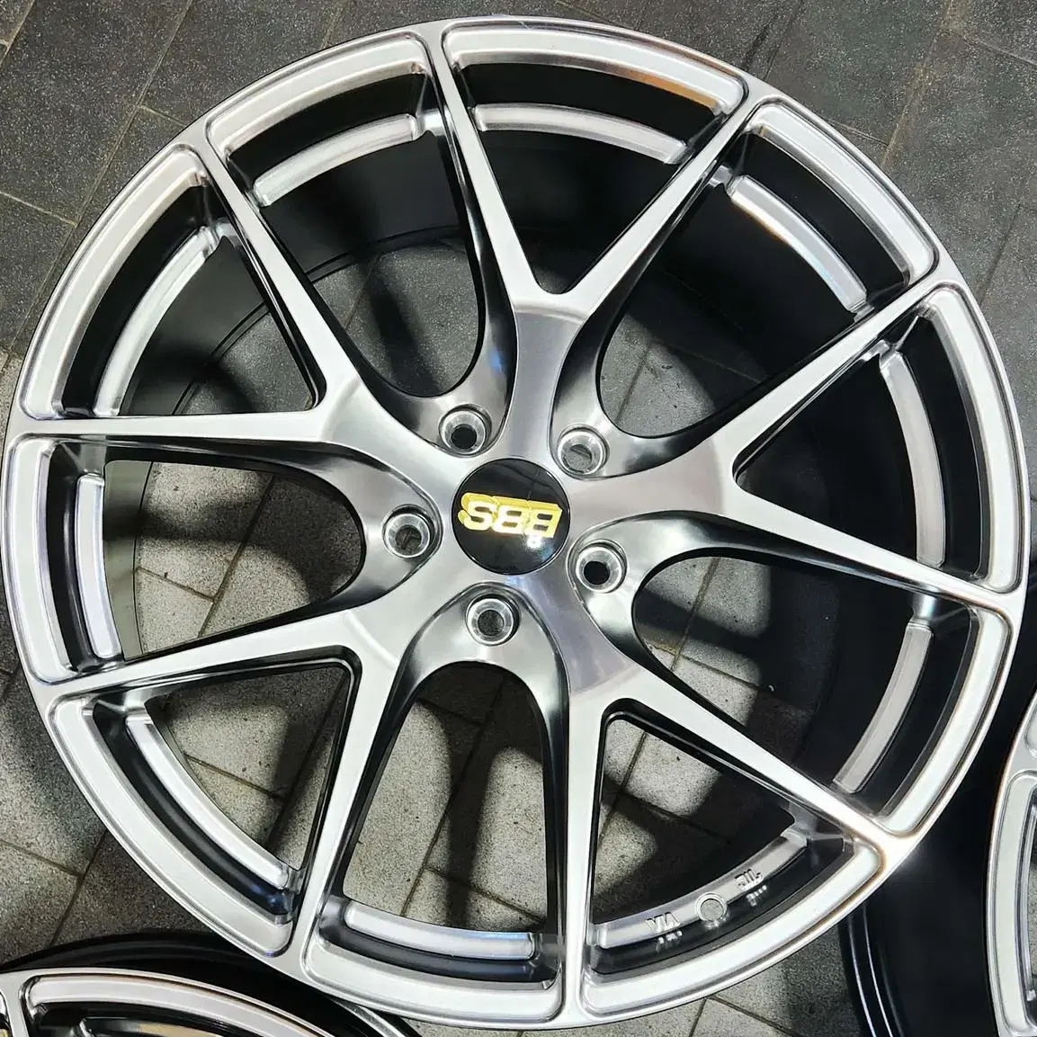 20인치 BBS CIR.st (PCD120) 하이퍼블랙-BMW/말리부