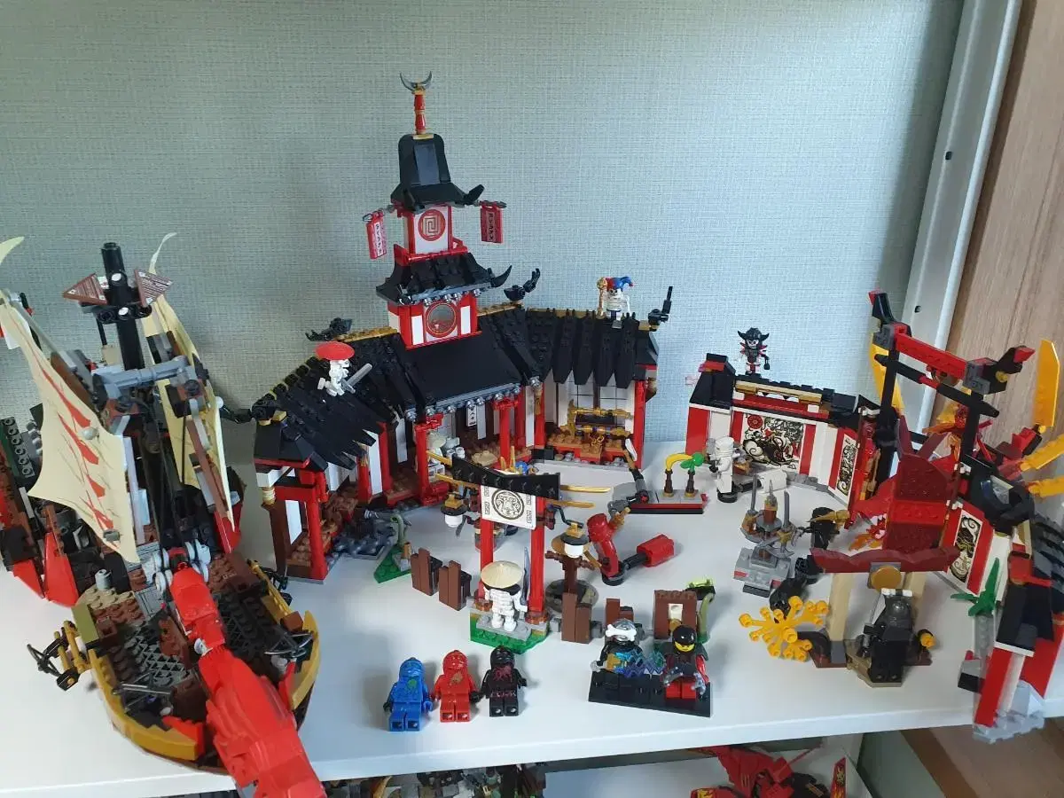 LEGO Ninjago Monastery + Dragon Battleship + Dragon (70670,9446,71753)