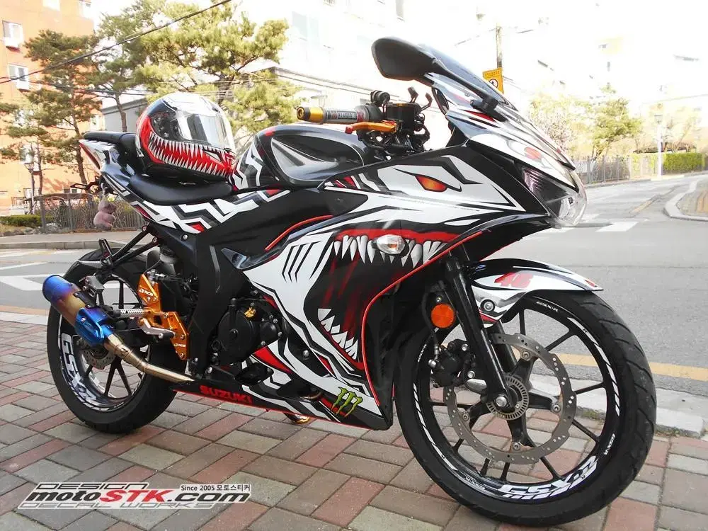 gsxr125 화이트샤크 데칼 판매합니다