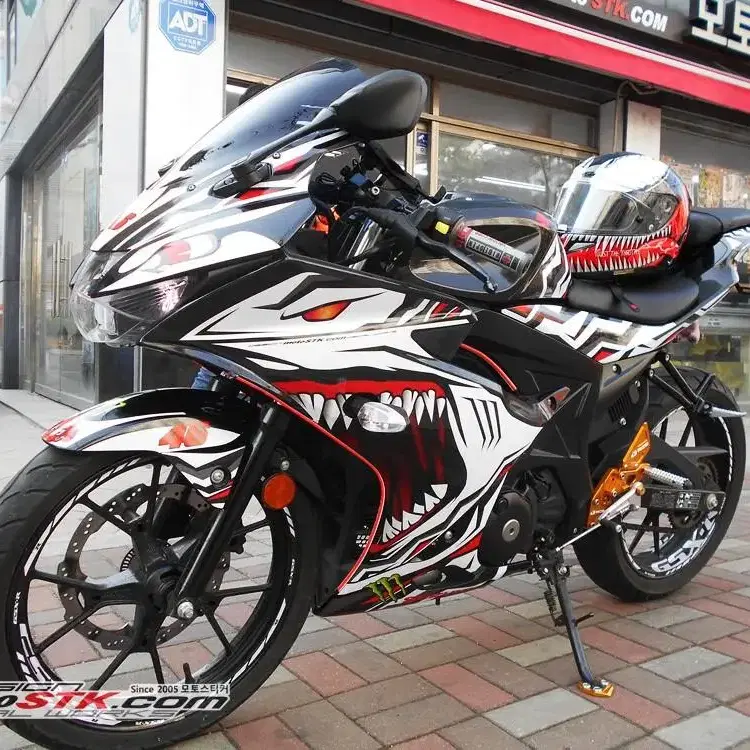 gsxr125 화이트샤크 데칼 판매합니다