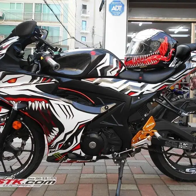 gsxr125 화이트샤크 데칼 판매합니다