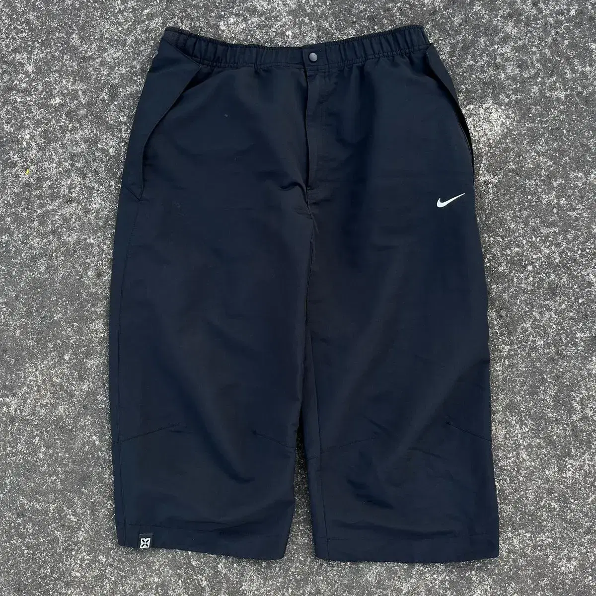 [L] Nike Old School Pants