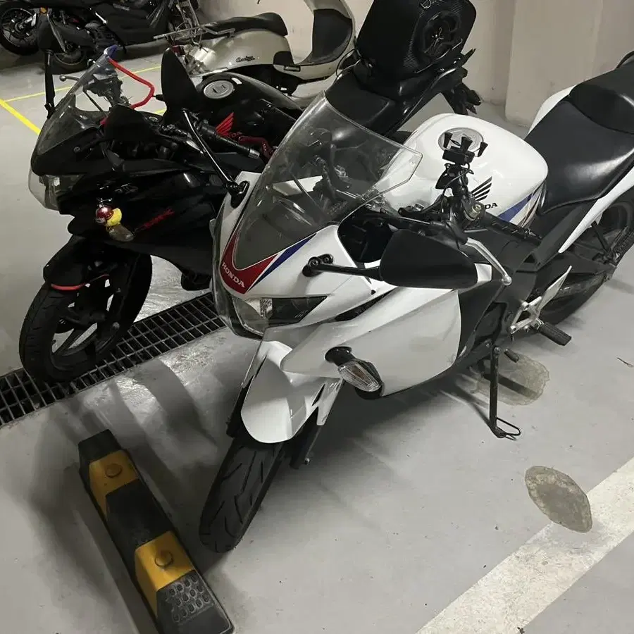 cbr125 판매합니다