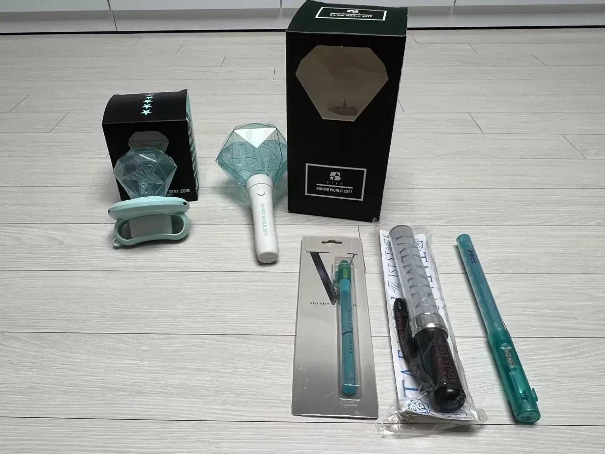 Shinee glow sticks for sale