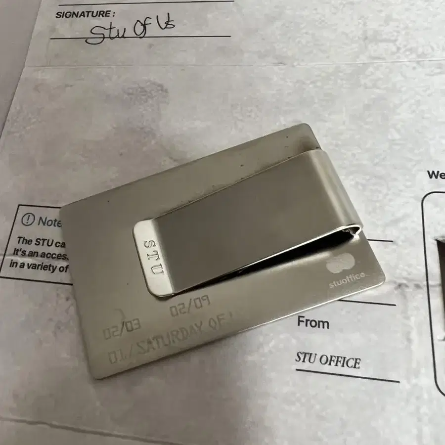 stu metal card clip