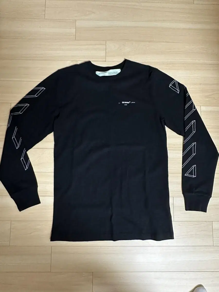 Off-White Long Sleeve Tee