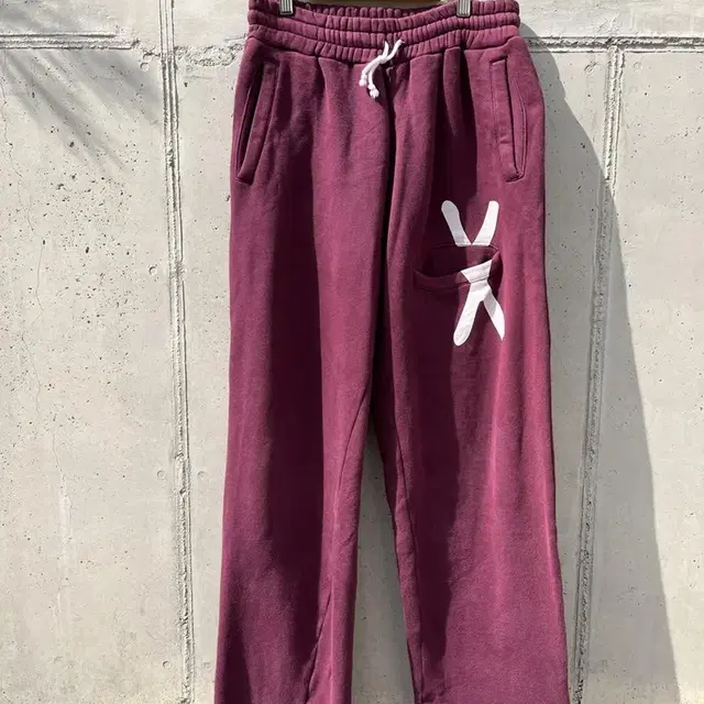 vintae burgundy jogger sweat pants