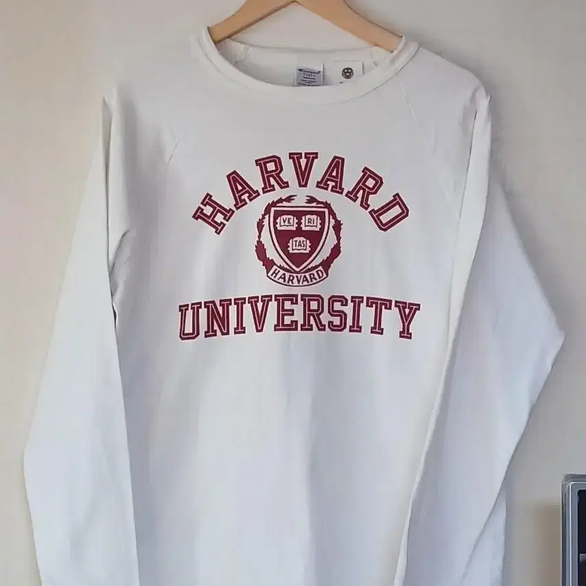 90s champion  HARVARD m size