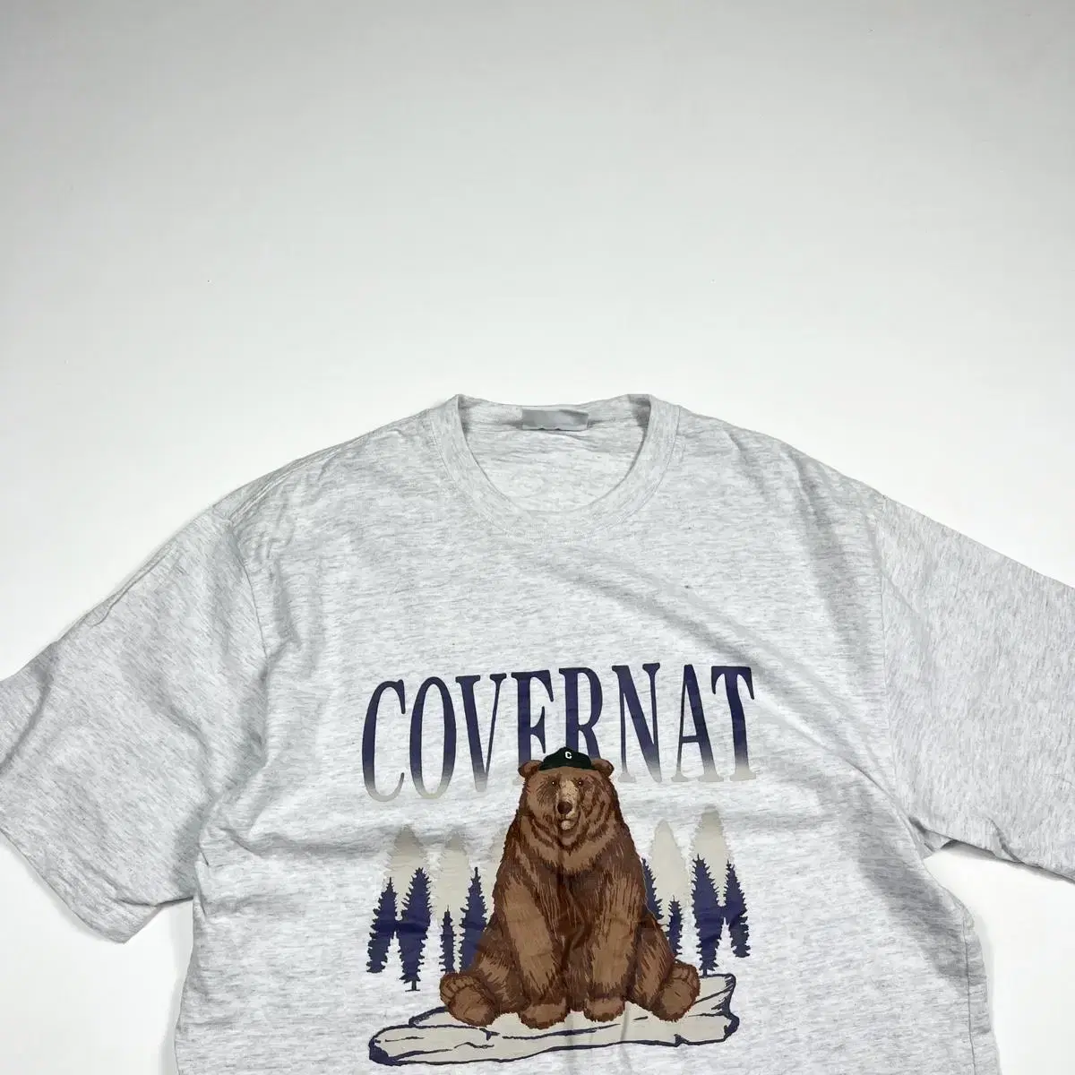 Covernat Oatmeal Bear Short Sleeve T-Shirt (L)