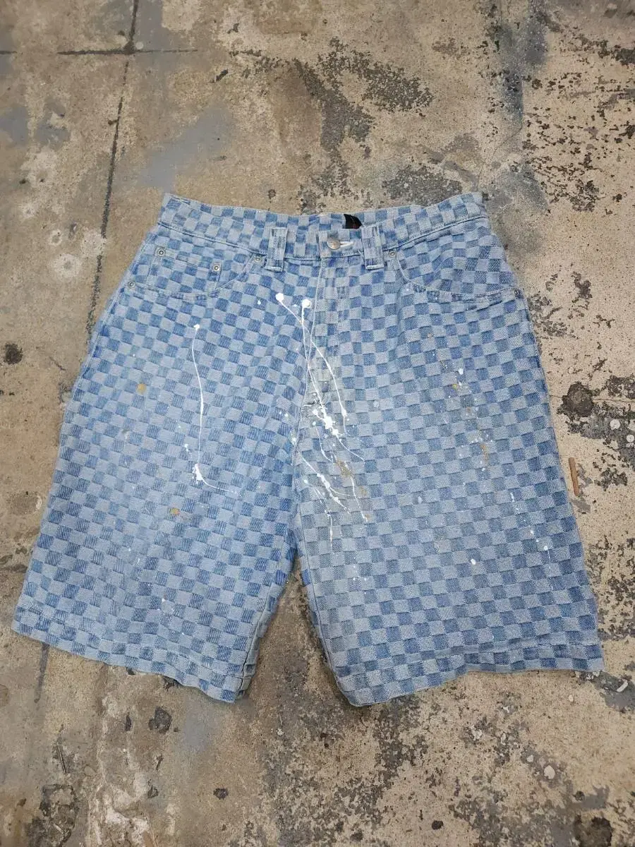 Vahn's 90s Painted Boardchecker Denim Shorts