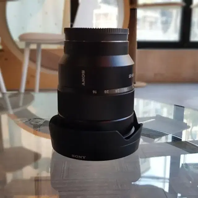 SONY FE 16-35mm F4 ZA 렌즈 팝니다.