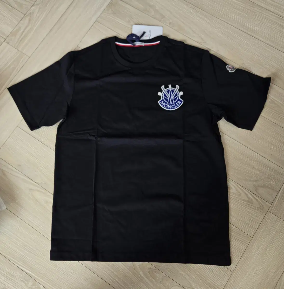 M)Moncler 2XL