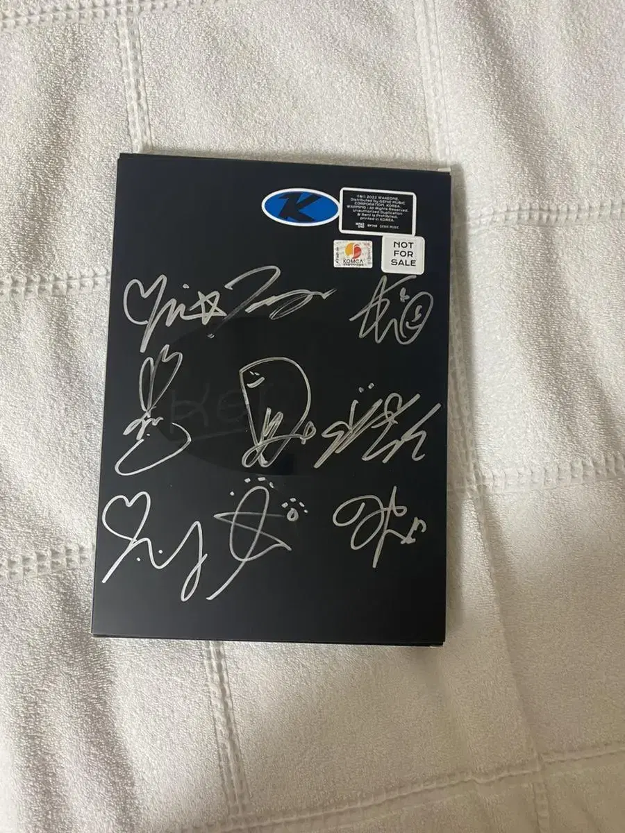 Kep1er wrote sign album WTS