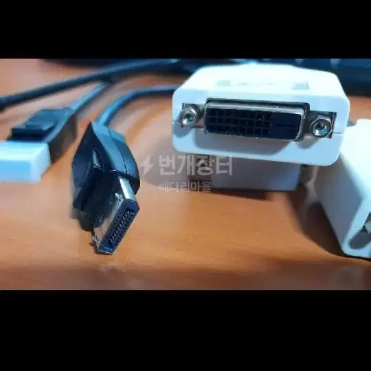 DP to DVI 젠더/DVI to HDMI 젠더