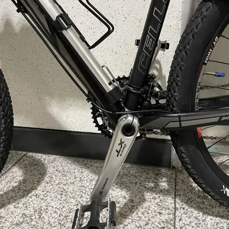 첼로 XC 80 시마노 데오레 XTR MTB 팝니다