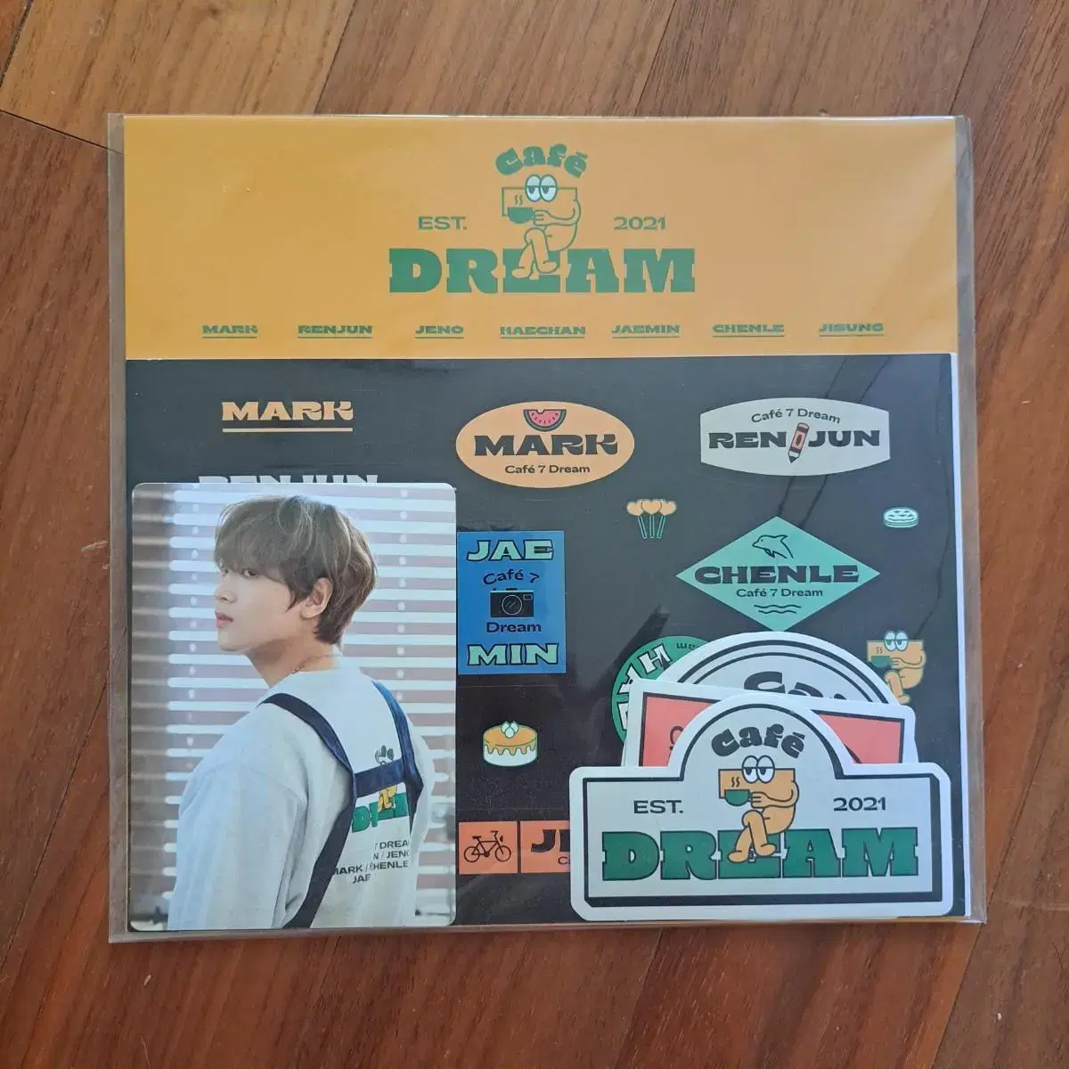 Haechan Luggage sticker Set Dream Cafe Unsealed