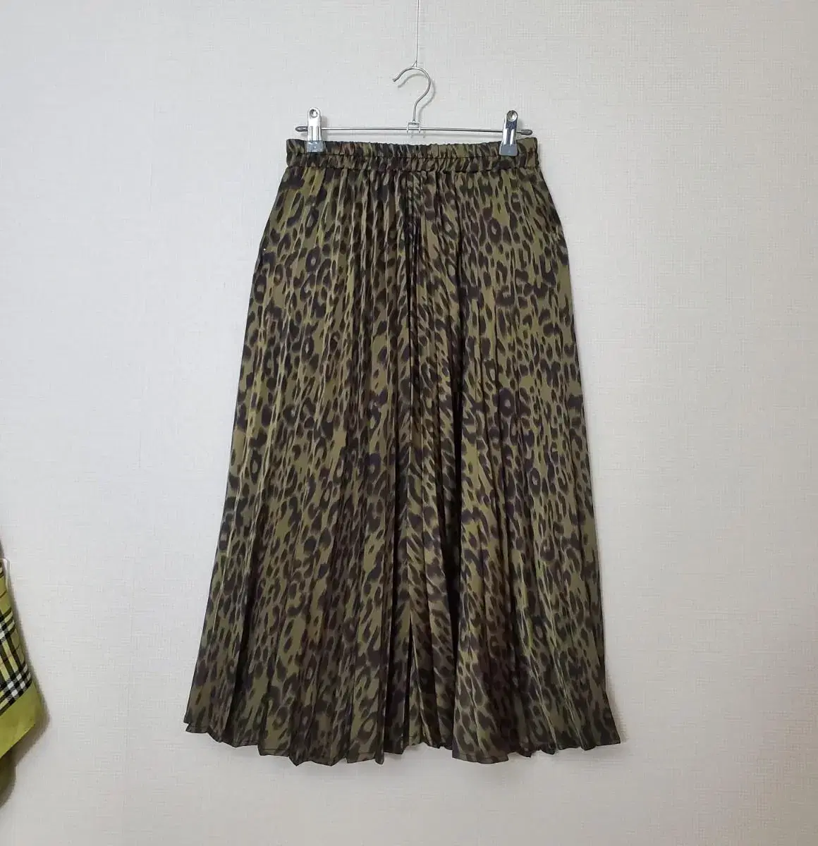 Leopard-print pleated long skirt 55-66