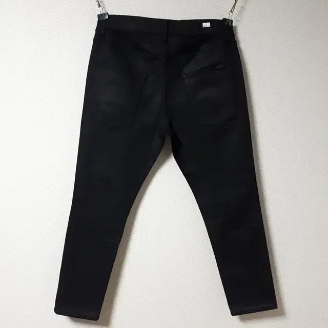 32/생로랑 SAINT LAURENT 블랙 약코팅 스키니진/32-1118