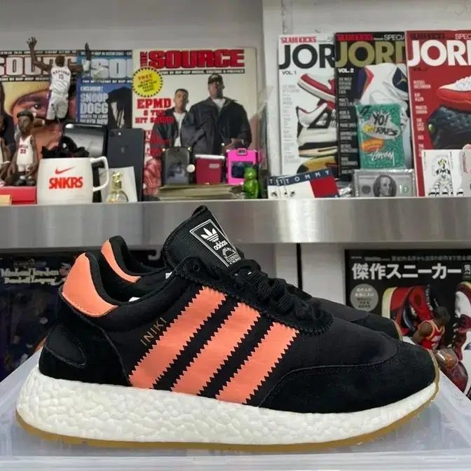 아디다스 adidas iniki runner orange