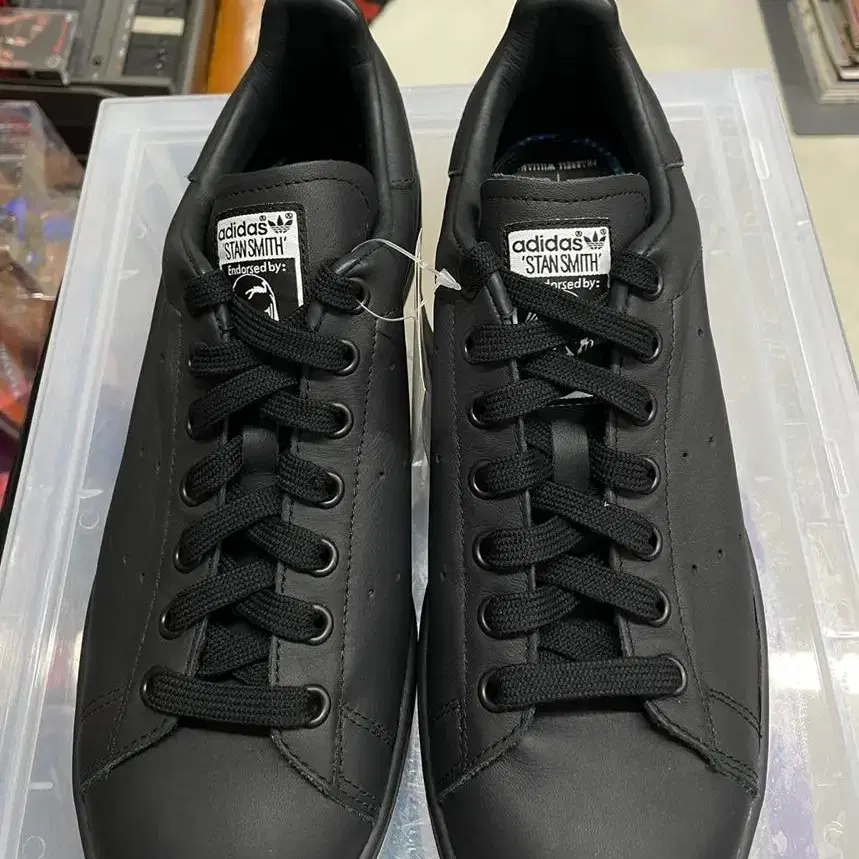 아디다스 퍼렐 adidas stan smith pharrell black