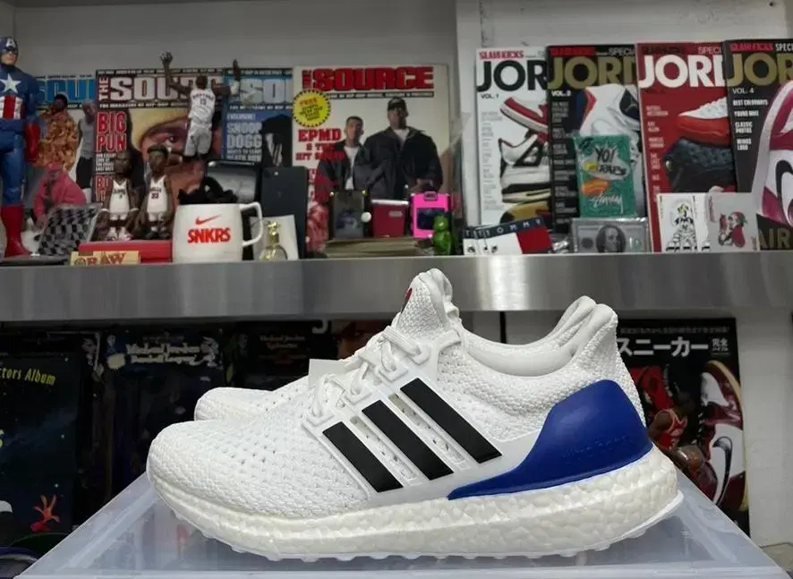 adidas gazelle silver green womens Adidas Ultraboost 5 Womens Running Shoes – RunningDirect main image 0