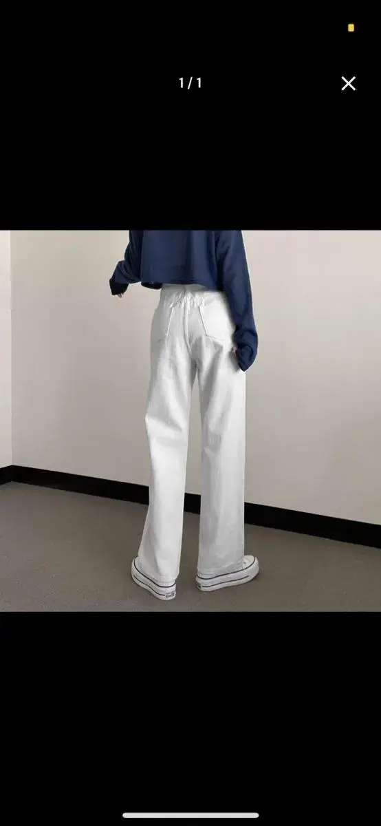 White long wide pants New product without Ablee