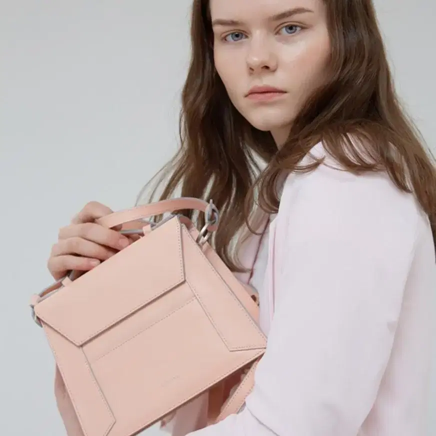 demamu 디마뮤 mini bag nude pink